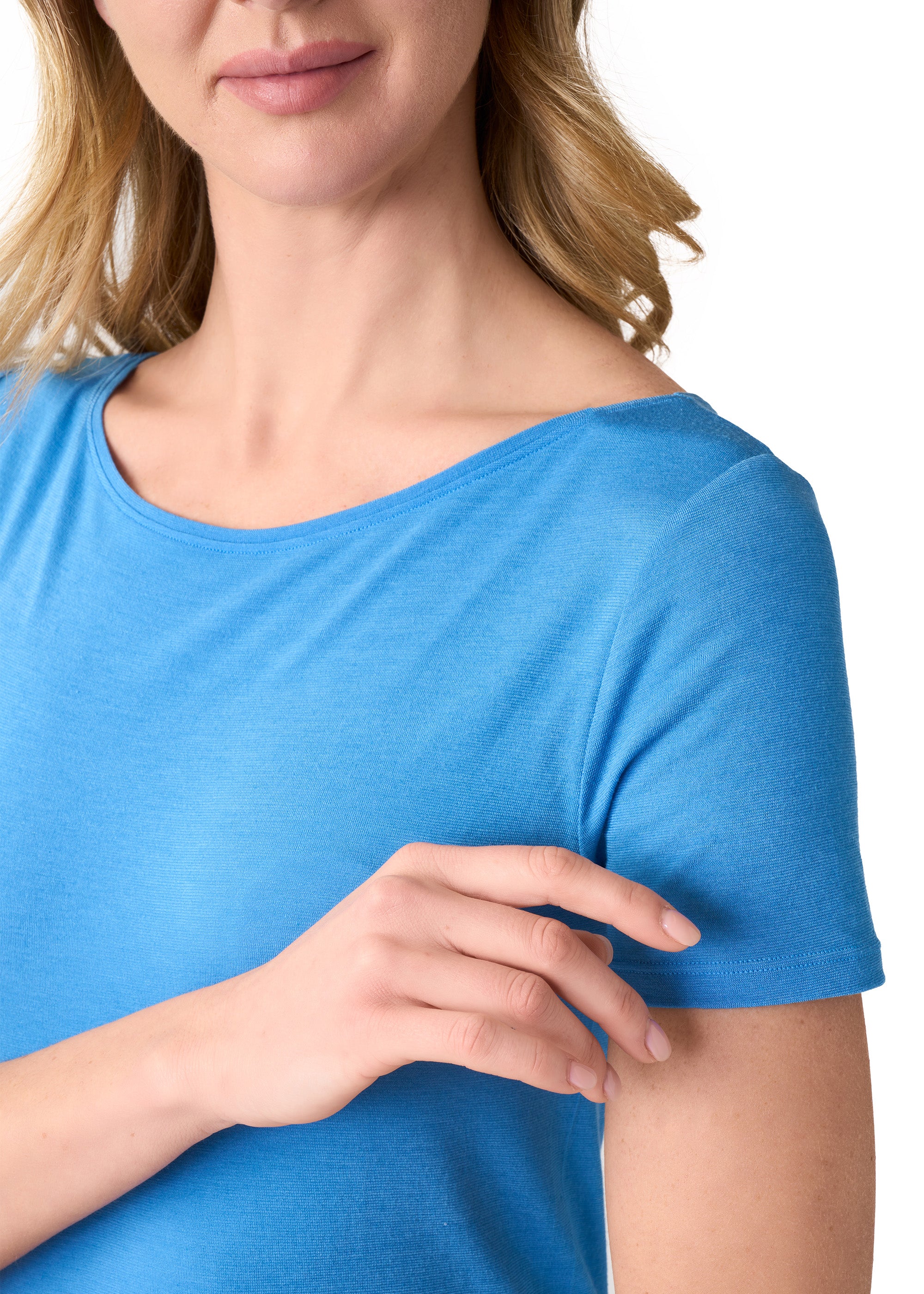 MAGLIA MANICA CORTA CON SETA SCOLLO BARCHETTA